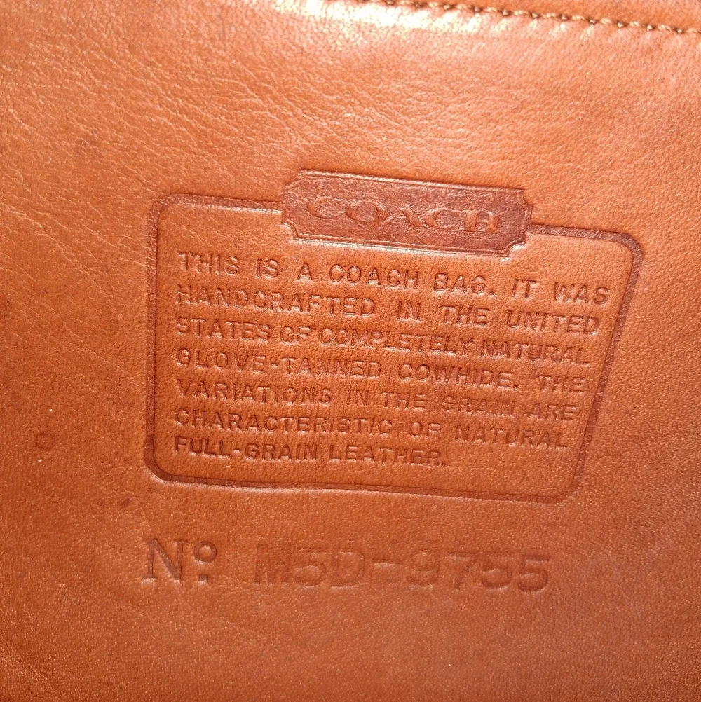 Vintage Coach Pocket Purse - Picture 4 of 16
